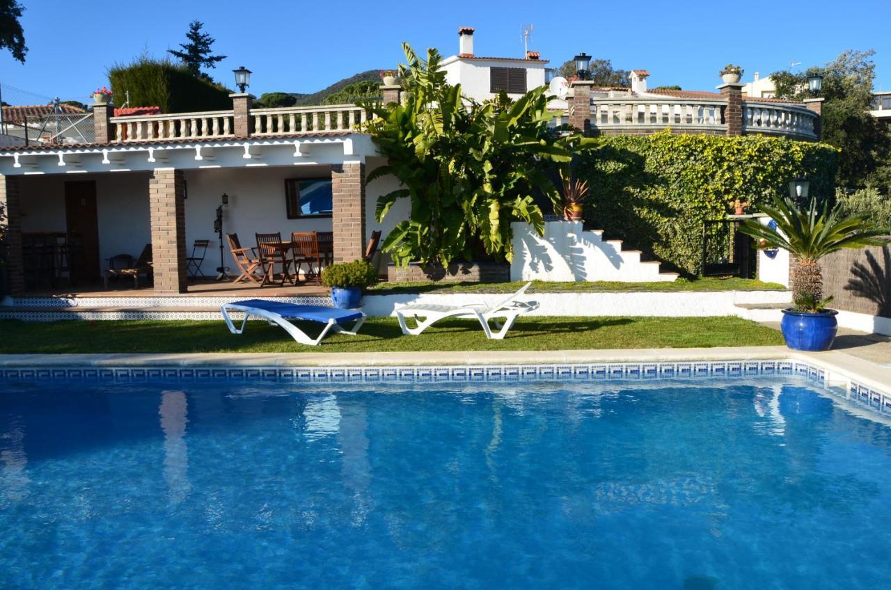 Villa Sea View, Wonderful Pool, Nature, Peaceful Sant Cebria de Vallalta